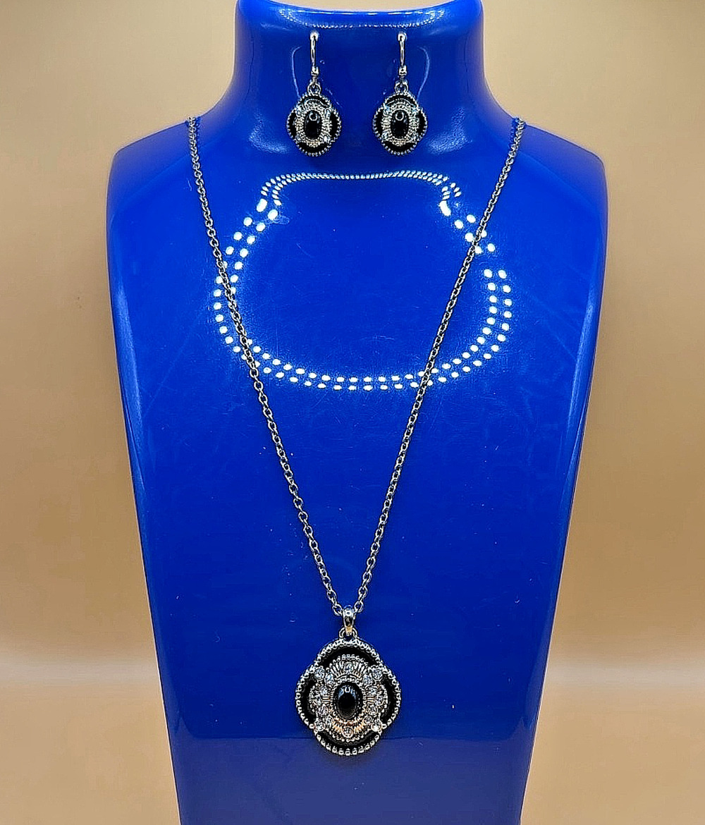 SHA Black Cabochon Rhinestone Enamel Necklace Earring Set Vintage